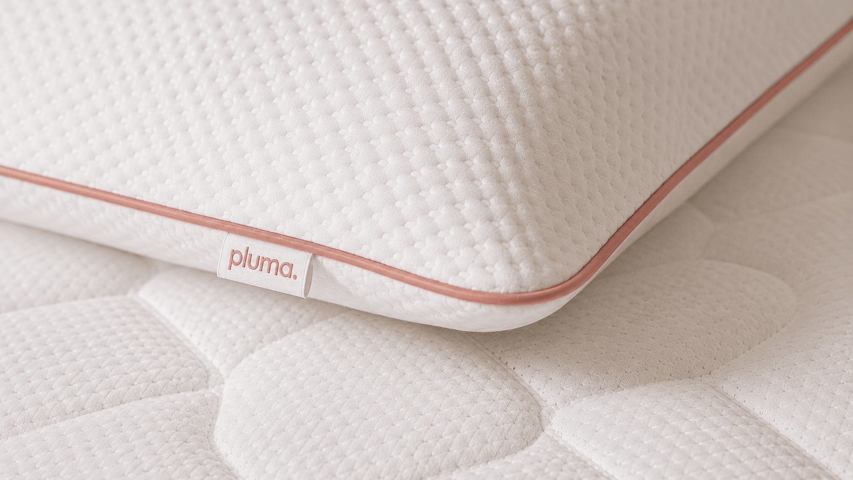 Kit 2 Travesseiros Suporte Pluma — lifestyle
